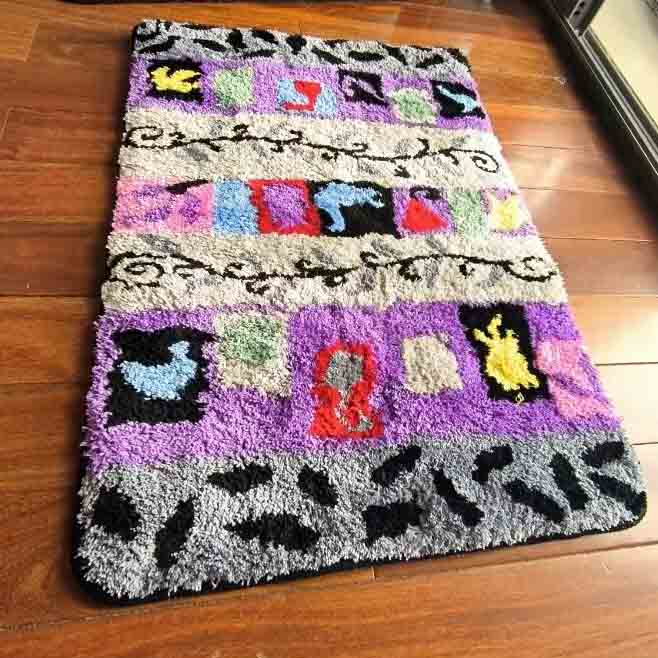 Two Vines Tufted Bathmat by Liz Gamberg Studio from US