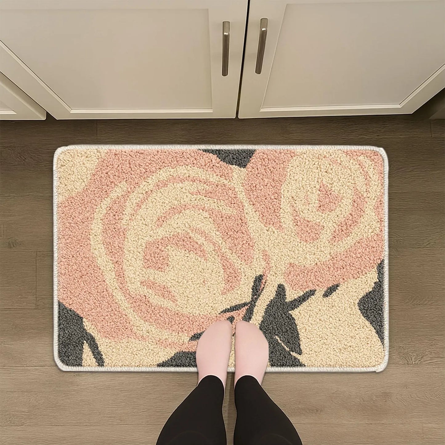 JoySwallow Pink Roses Flowers Tufted Bathmat, Floral Bathroom Rug, Flower Area Rug, Floral Bedroom Rugs