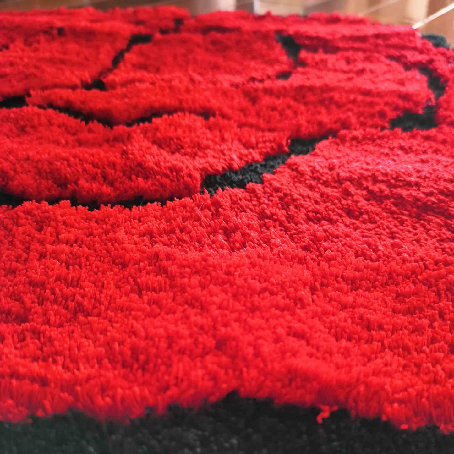 JoySwallow Irregular Valentine Red Rose Tufted Bathmat, Floral Bathroom Rug, Flower Area Rug, Floral Bedroom Rugs,Valentines Gift