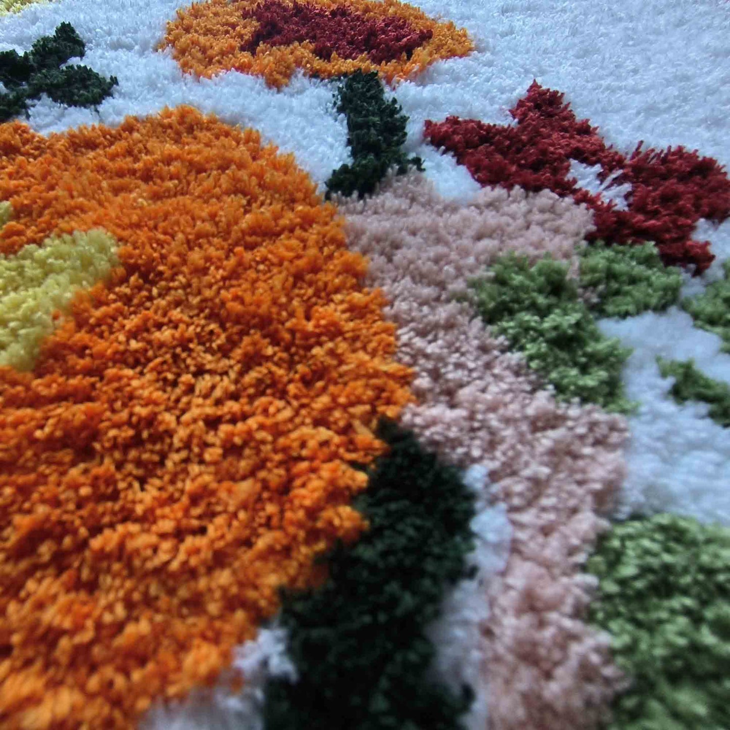 JoySwallow White Orange Flower Art Tufted Bathmat, Floral Bathroom Rug, Flower Area Rug, Floral Bedroom Rugs